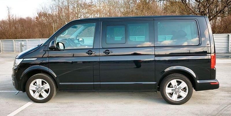 Usata VW Multivan 150 CV (110 kW) 2022 Nero Monovolume