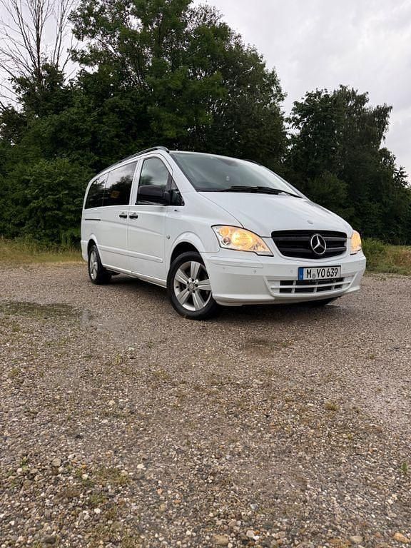 Gebraucht Mercedes Viano 163 PS (119 kW) 2013 Weiß Van / Kleinbus