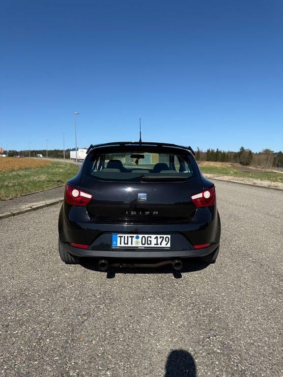 Second-hand Seat Ibiza SC Reference 86 CP (63 kW) 2010 Negru Hatchback