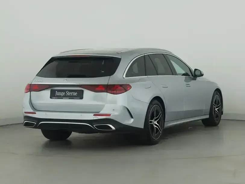 Używany Mercedes E220 Advanced 197 KM (144 kW) 2023 Srebrny Kombi