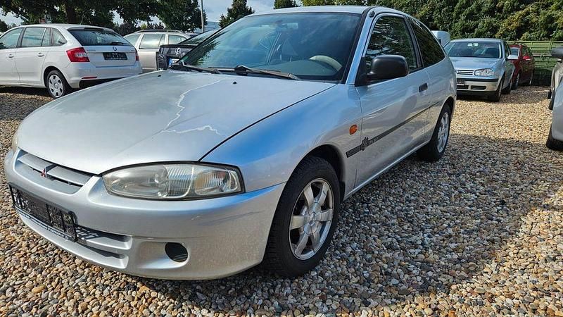 Silber Gebraucht 2000 Mitsubishi Colt Limousine | 790 € (Fairer Preis) - Bild 1/4