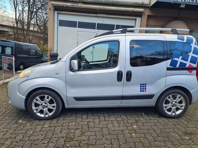 Gebraucht Fiat Qubo My Qubo 75 PS (55 kW) 2015 Colore esterno (maestro grau) Van / Kleinbus