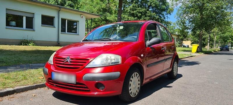 Rot Gebraucht 2003 Citroën C3 Kleinwagen | 499 € (Superpreis) - Bild 1/4