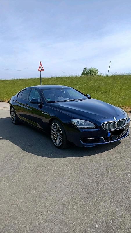 Blau Gebraucht 2013 BMW 650 Shadowline Coupé | 24.499 € (Fairer Preis) - Bild 1/4