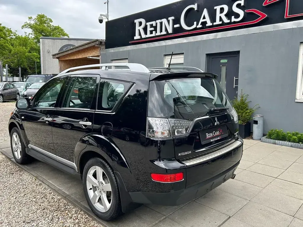 Gebraucht Mitsubishi Outlander Instyle 170 PS (125 kW) 2010 Schwarz SUV