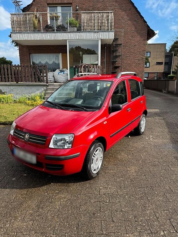 Rot Gebraucht 2008 Fiat Panda Kleinwagen | 3.100 € (Fairer Preis) - Bild 1/4