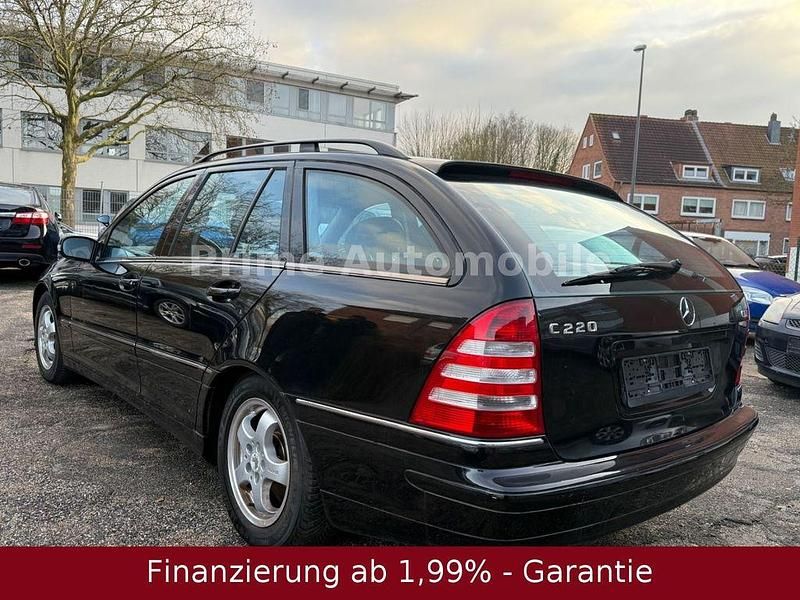 Gebraucht Mercedes C220 150 PS (110 kW) 2004 Schwarz Kombi