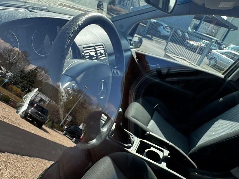 Gebraucht Mercedes A150 95 PS (69 kW) 2007 Grau Limousine