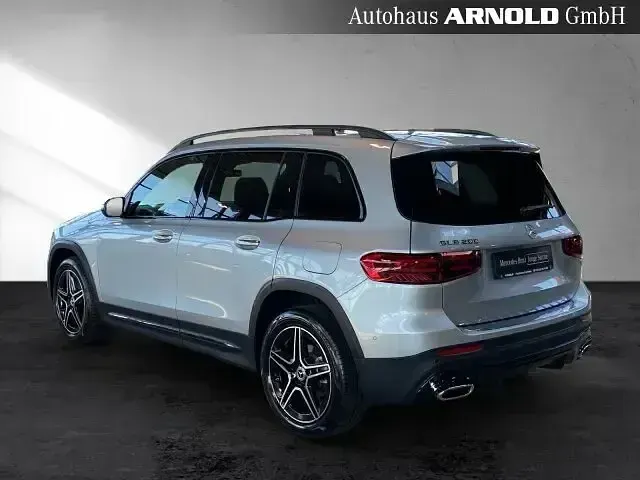 Gebraucht Mercedes GLB200 AMG 163 PS (119 kW) 2025 Hightechsilber (metallic) SUV