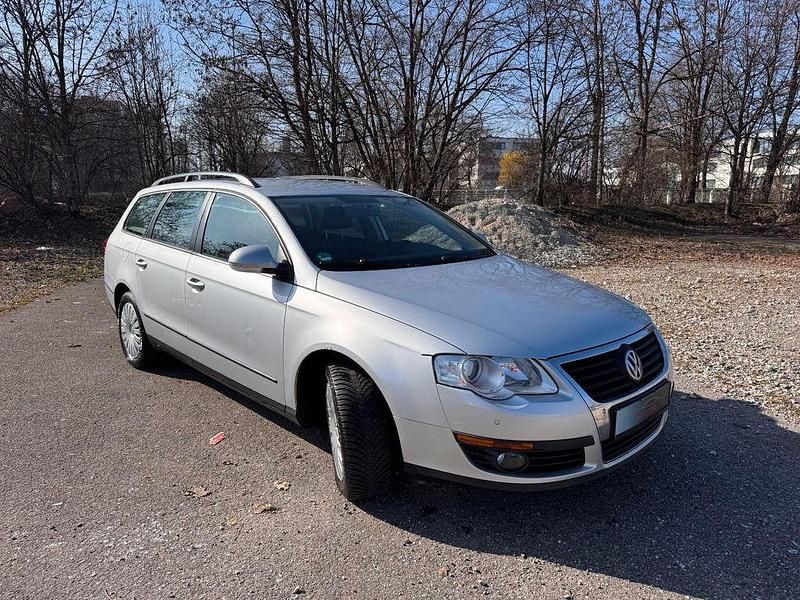 Gebraucht VW Passat 140 PS (102 kW) 2011 Silber Kombi