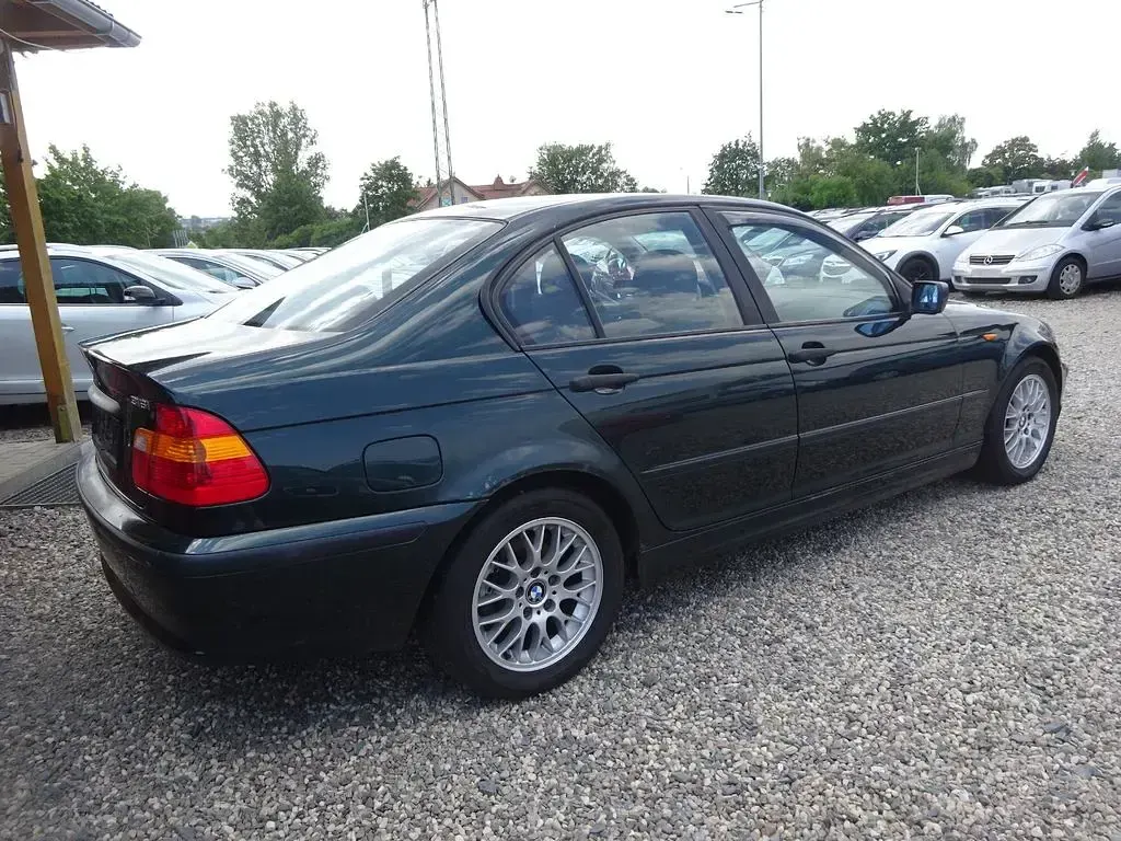 Gebraucht BMW 316 116 PS (85 kW) 2001 Grün Limousine