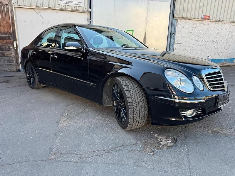 Gebraucht Mercedes E280 Avantgarde 231 PS (169 kW) 2007 Andere farben Limousine
