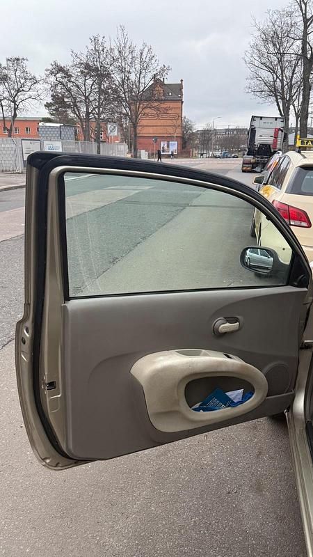 Gebraucht Nissan Micra 65 PS (47 kW) 2003 Beige Kleinwagen