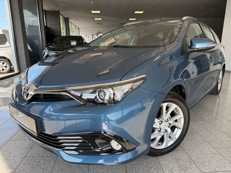 Blau Gebraucht 2017 Toyota Auris Touring Sports Edition-S Kombi | 11.800 € (Fairer Preis) - Bild 1/4
