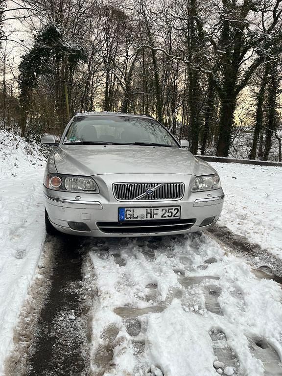 Silber Gebraucht 2006 Volvo V70 Kombi | 4.500 € (Fairer Preis) - Bild 1/4