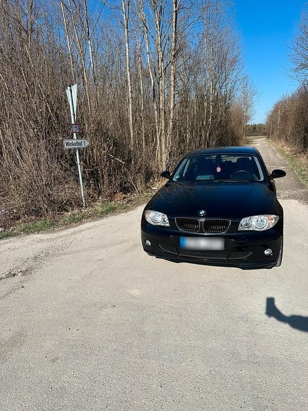 Gebraucht BMW 118 129 PS (94 kW) 2005 Schwarz Kleinwagen