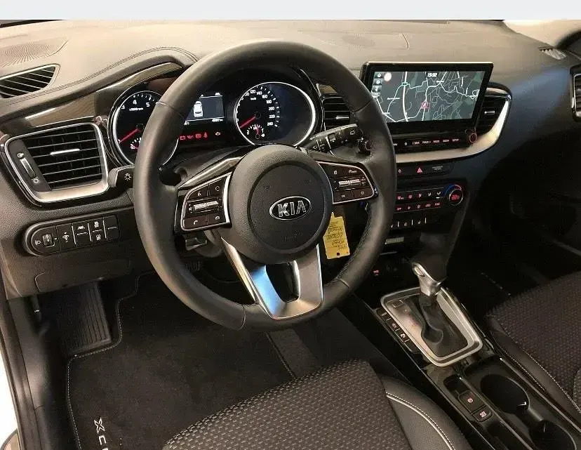Gebraucht Kia XCeed 141 PS (103 kW) 2020 Weiß SUV