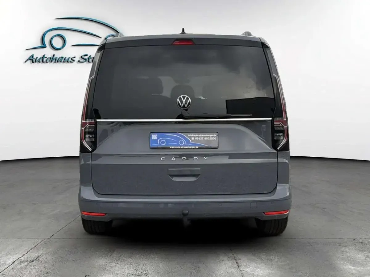 Gebraucht VW Caddy Style 122 PS (89 kW) 2024 Grau Van / Kleinbus
