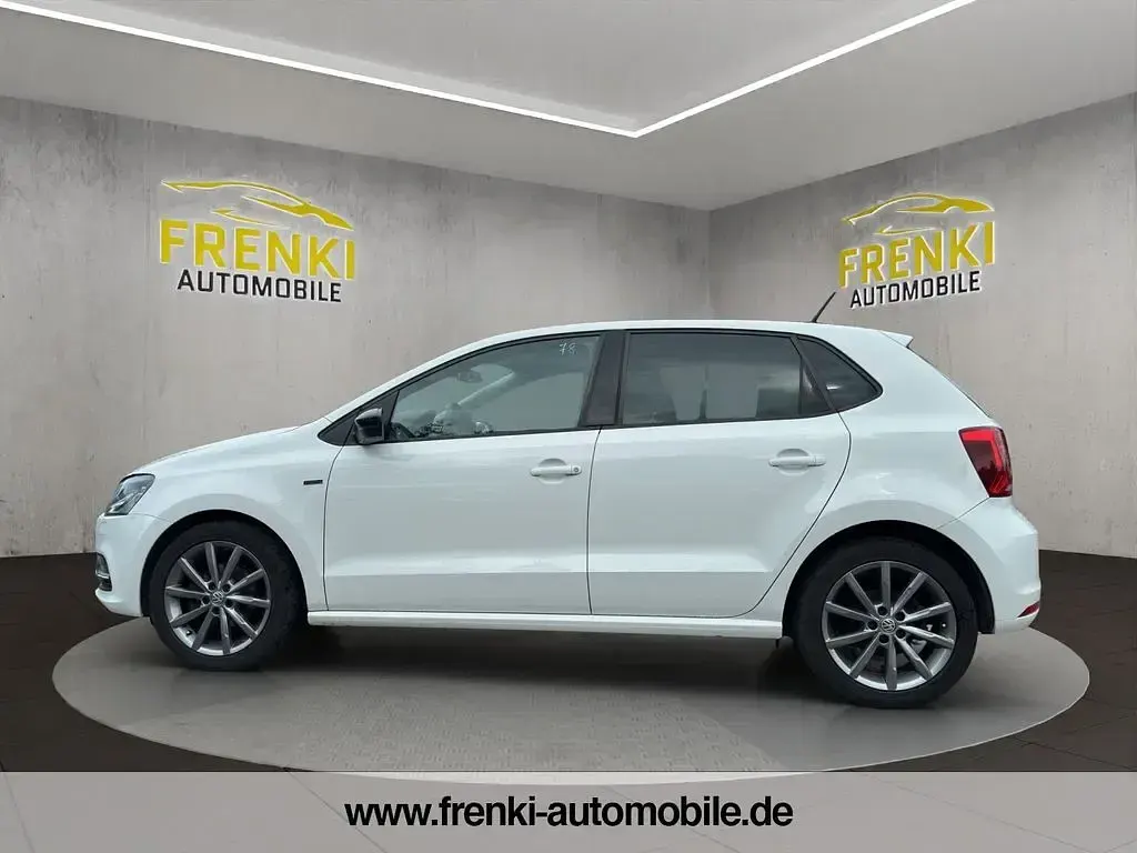 Second-hand VW Polo 90 CP (66 kW) 2014 Alb Berlinǎ