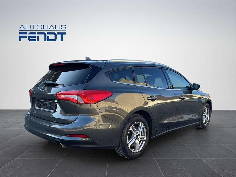 Gebraucht Ford Focus 120 PS (88 kW) 2021 Grau Kombi