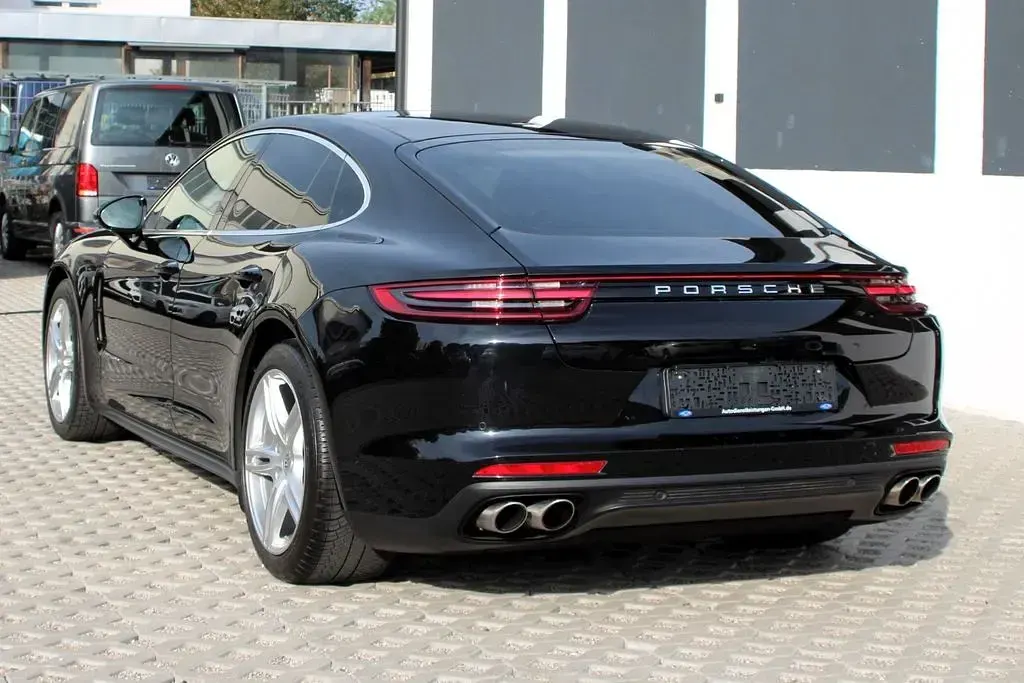 Gebraucht Porsche Panamera 421 PS (309 kW) 2017 Schwarz Kleinwagen