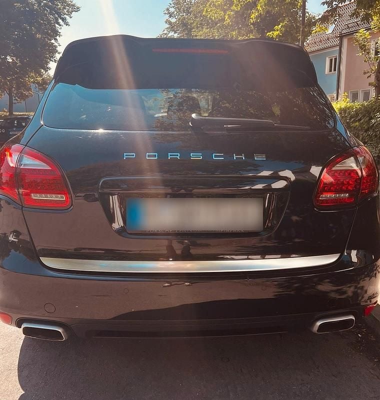 Gebraucht Porsche Cayenne 245 PS (180 kW) 2013 Schwarz SUV