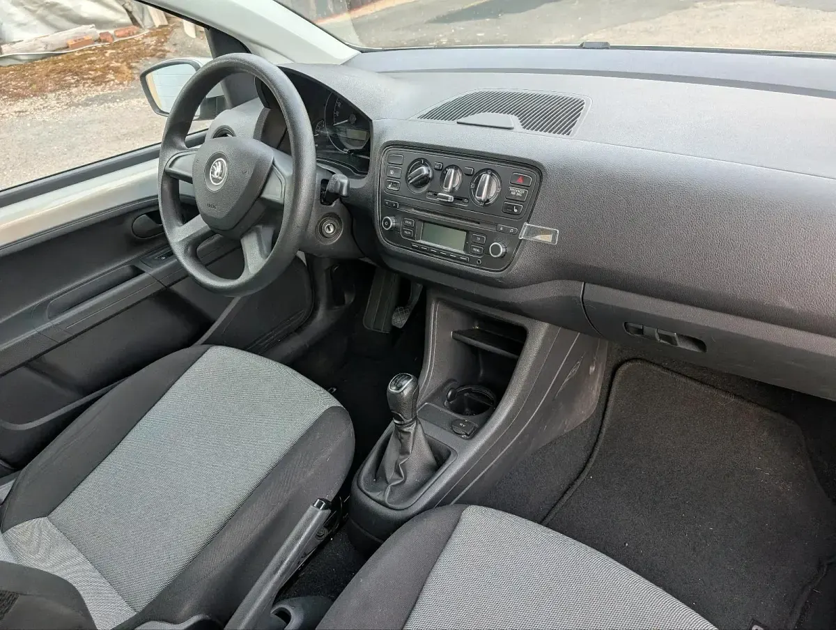 Gebraucht Skoda Citigo 75 PS (55 kW) 2013 Silber Kleinwagen