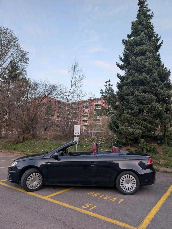 Gebraucht VW Eos Sportline 211 PS (155 kW) 2013 Schwarz Cabrio