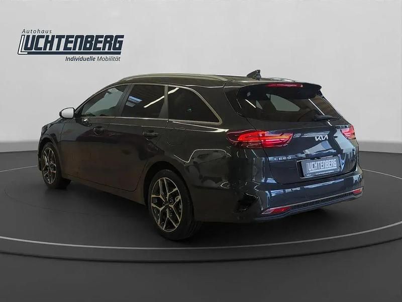Neu Kia Ceed Sportswagon Style 101 PS (74 kW) 2026 Grau Kombi