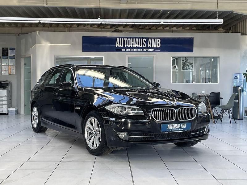 Gebraucht BMW 520 Sport Line 184 PS (135 kW) 2011 Schwarz Limousine