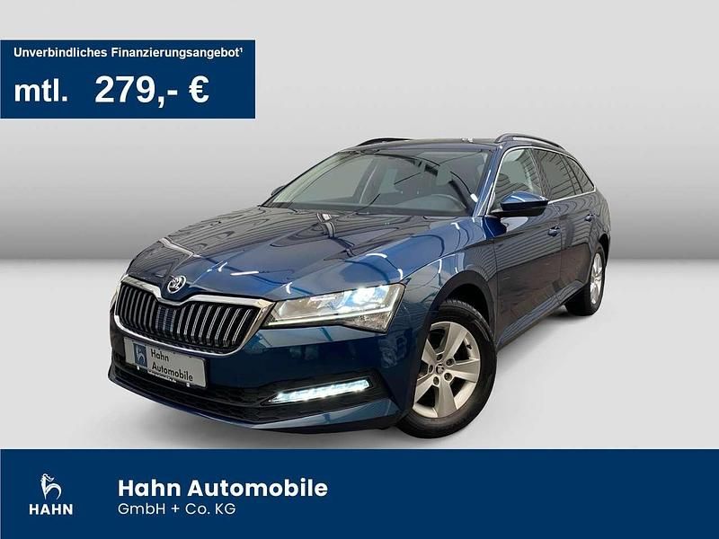 Blau Gebraucht 2023 Skoda Superb Ambition Kombi | 28.490 € (Teuer) - Bild 1/3