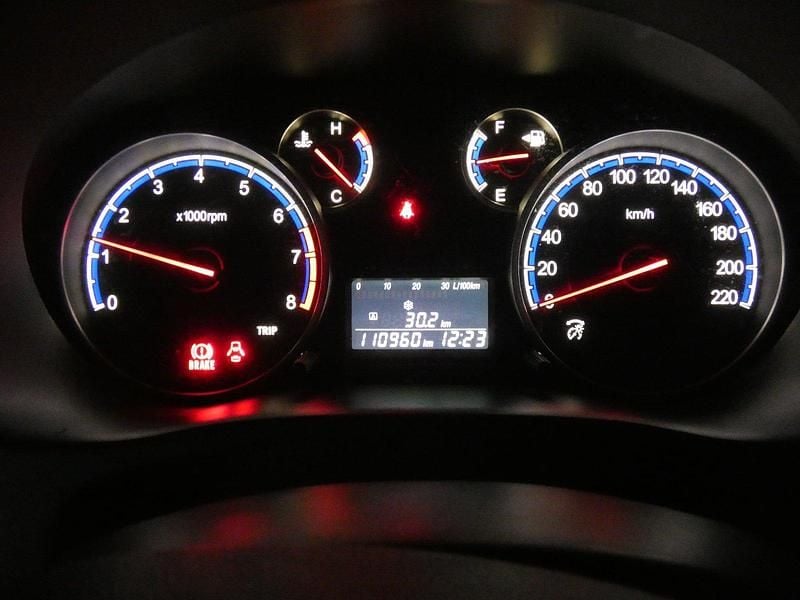 Gebraucht Suzuki SX4 109 PS (80 kW) 2009 Silber Limousine