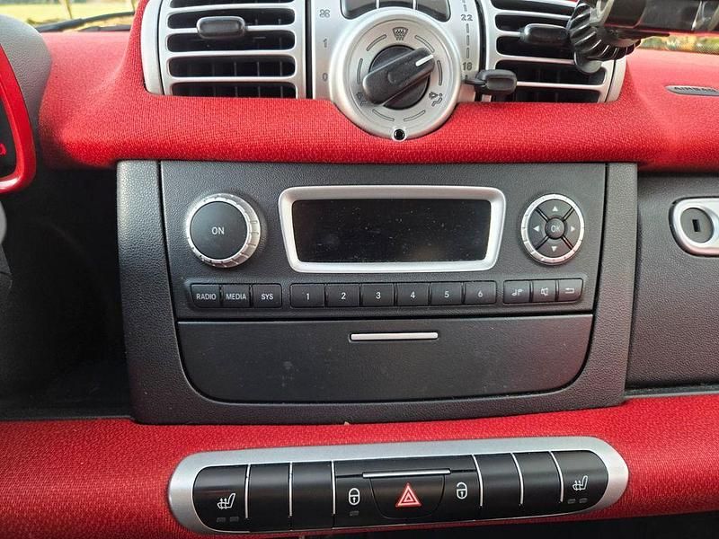 Gebraucht Smart ForTwo Cabrio Passion 71 PS (52 kW) 2010 Schwarz Cabrio