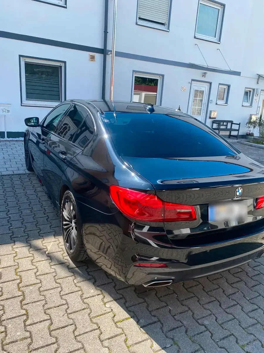 Gebraucht BMW 530 M Sport 265 PS (194 kW) 2018 Schwarz Limousine