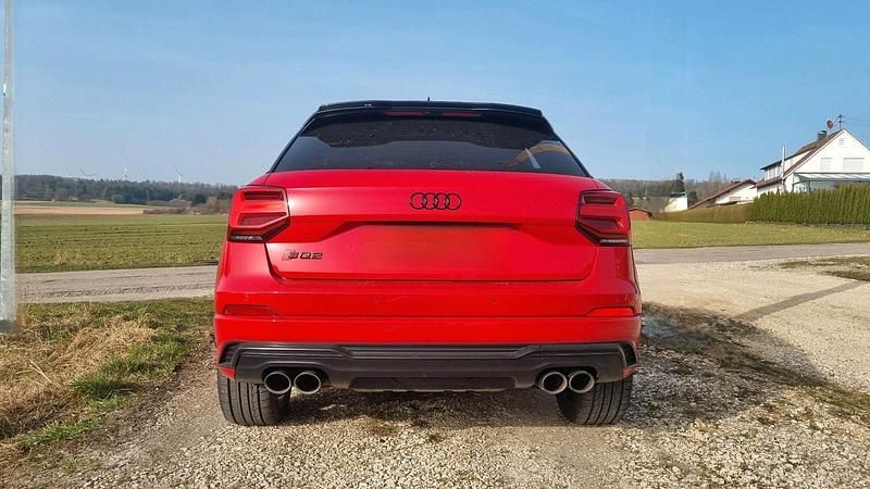 Gebraucht Audi SQ2 300 PS (220 kW) 2019 Rot SUV