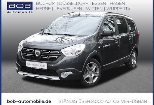 Grau Gebraucht 2021 Dacia Lodgy Stepway Van / Kleinbus | 15.555 € (Etwas zu teuer) - Bild 1/4