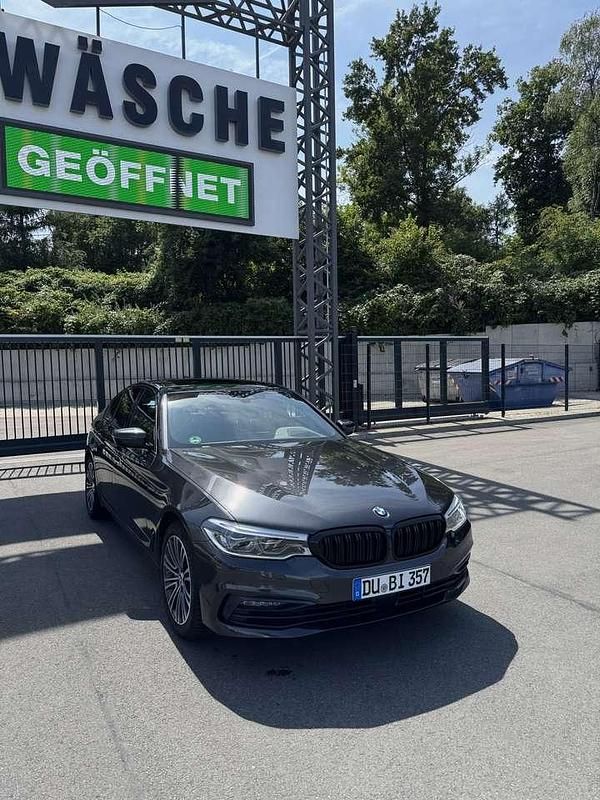 Gebraucht 2020 BMW 540 Sport Line Limousine | 36.500 € (Teuer) - Bild 1/4