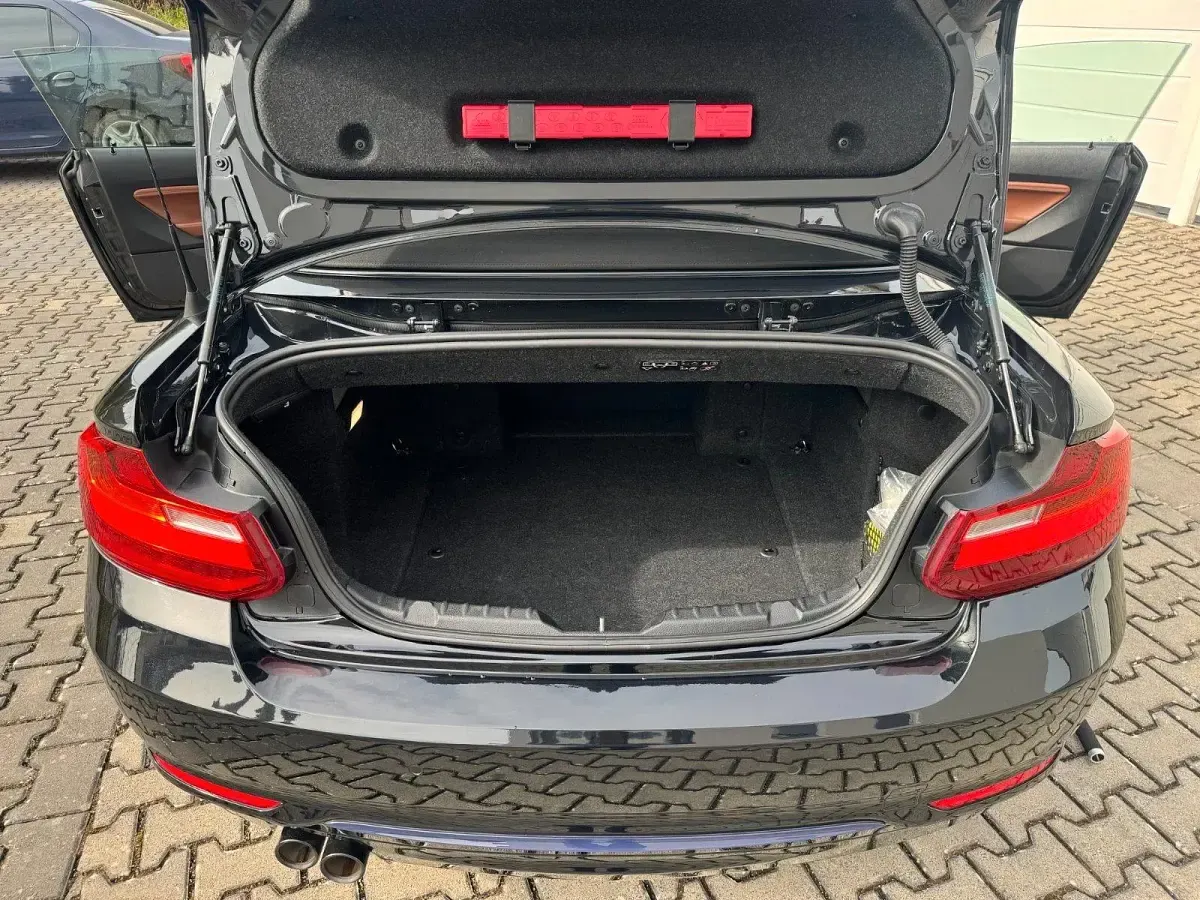 Używany BMW 220 190 KM (139 kW) 2016 Czarny Kabriolet