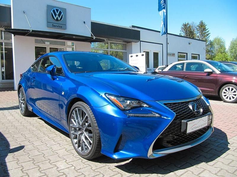 Blau Gebraucht 2018 Lexus RC300h Sport Line Coupé | 35.890 € - Bild 1/4
