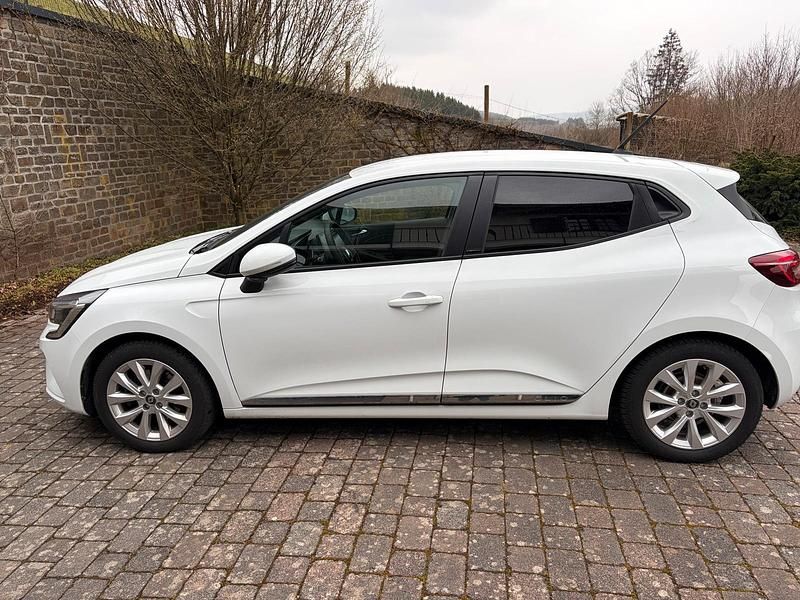Occasion Renault Clio V 91 ch (66 kW) 2021 Blanc Citadine