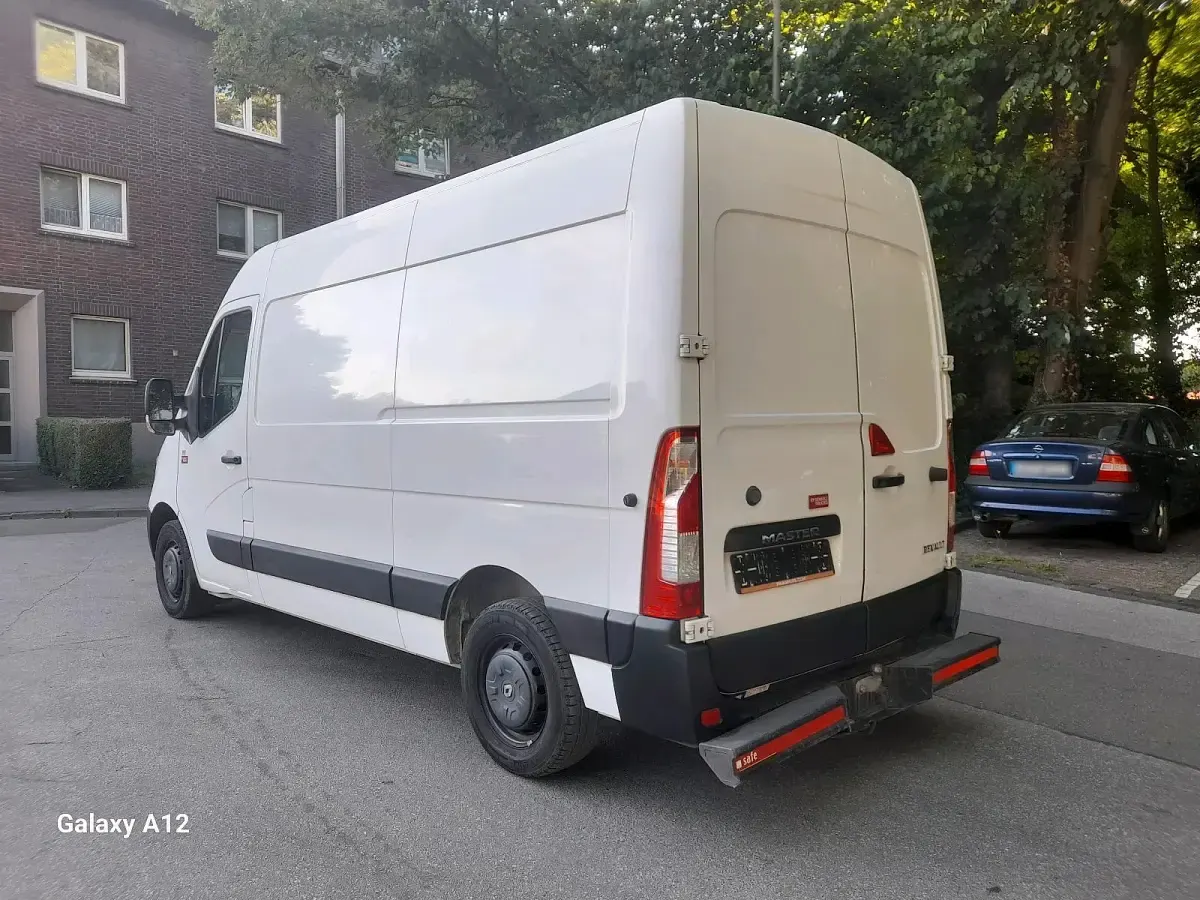 Gebraucht Renault Master 133 PS (97 kW) 2018 Weiß Van