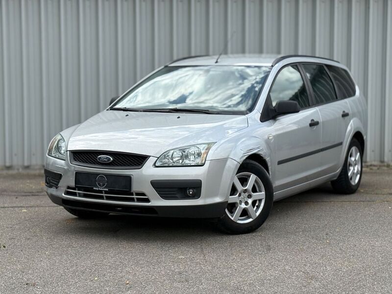 Silber Gebraucht 2006 Ford Focus Kombi | 490 € (Superpreis) - Bild 1/4