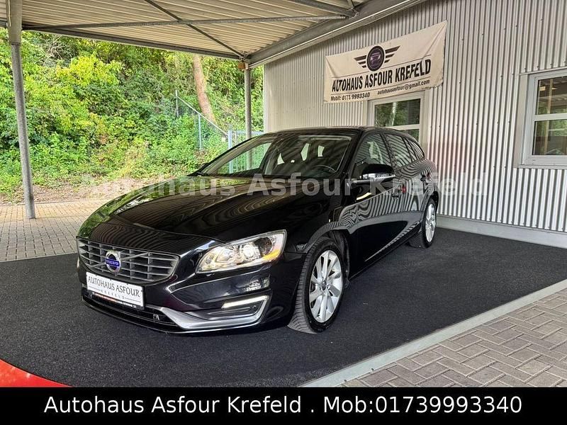 Gebraucht Volvo V60 Business Edition 163 PS (119 kW) 2014 Schwarz Kombi