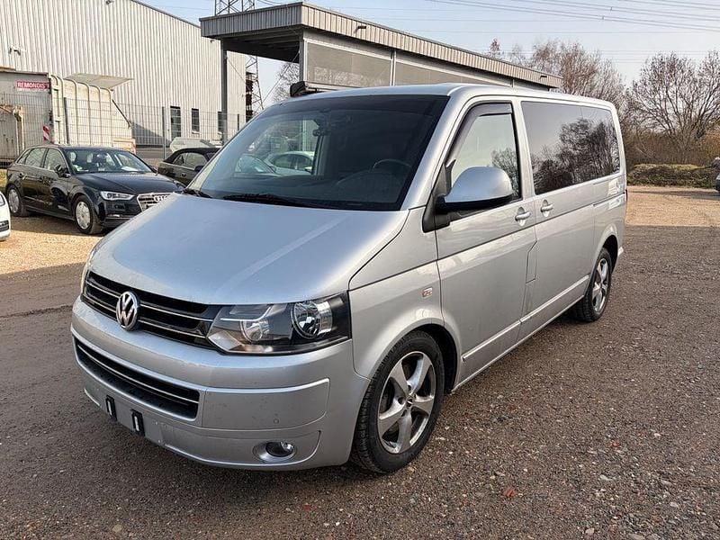 Second-hand VW T5 179 CP (131 kW) 2012 Argintiu Van