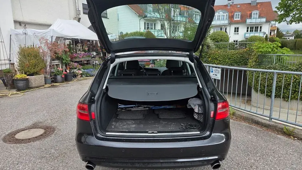 Gebraucht Audi A4 Attraction 170 PS (125 kW) 2012 Grau Kombi