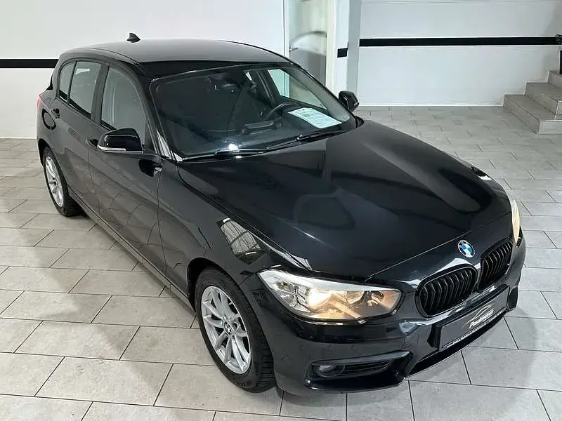 Gebraucht BMW 118 Advantage 150 PS (110 kW) 2017 Schwarz Kleinwagen