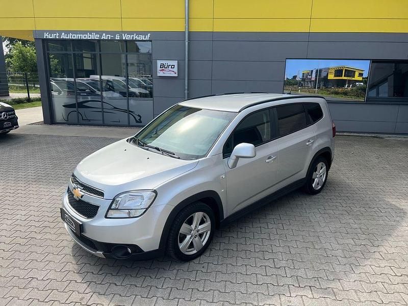 Silber Gebraucht 2014 Chevrolet Orlando LT Van / Kleinbus | 12.990 € - Bild 1/4