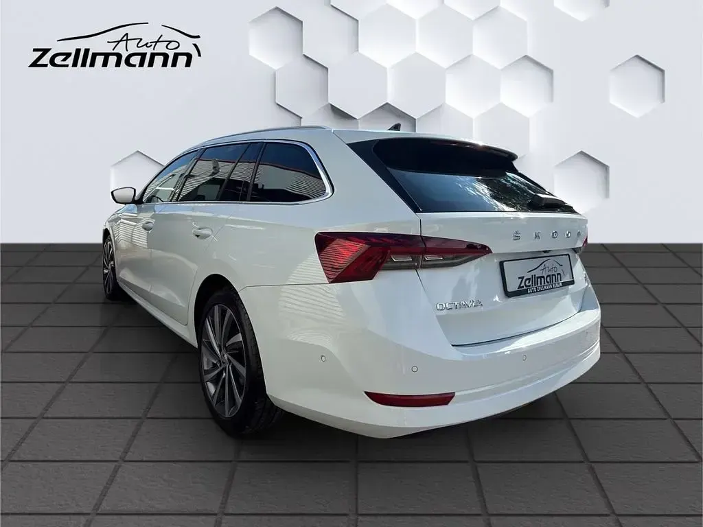 Gebraucht Skoda Octavia Style 204 PS (150 kW) 2020 Weiß Limousine