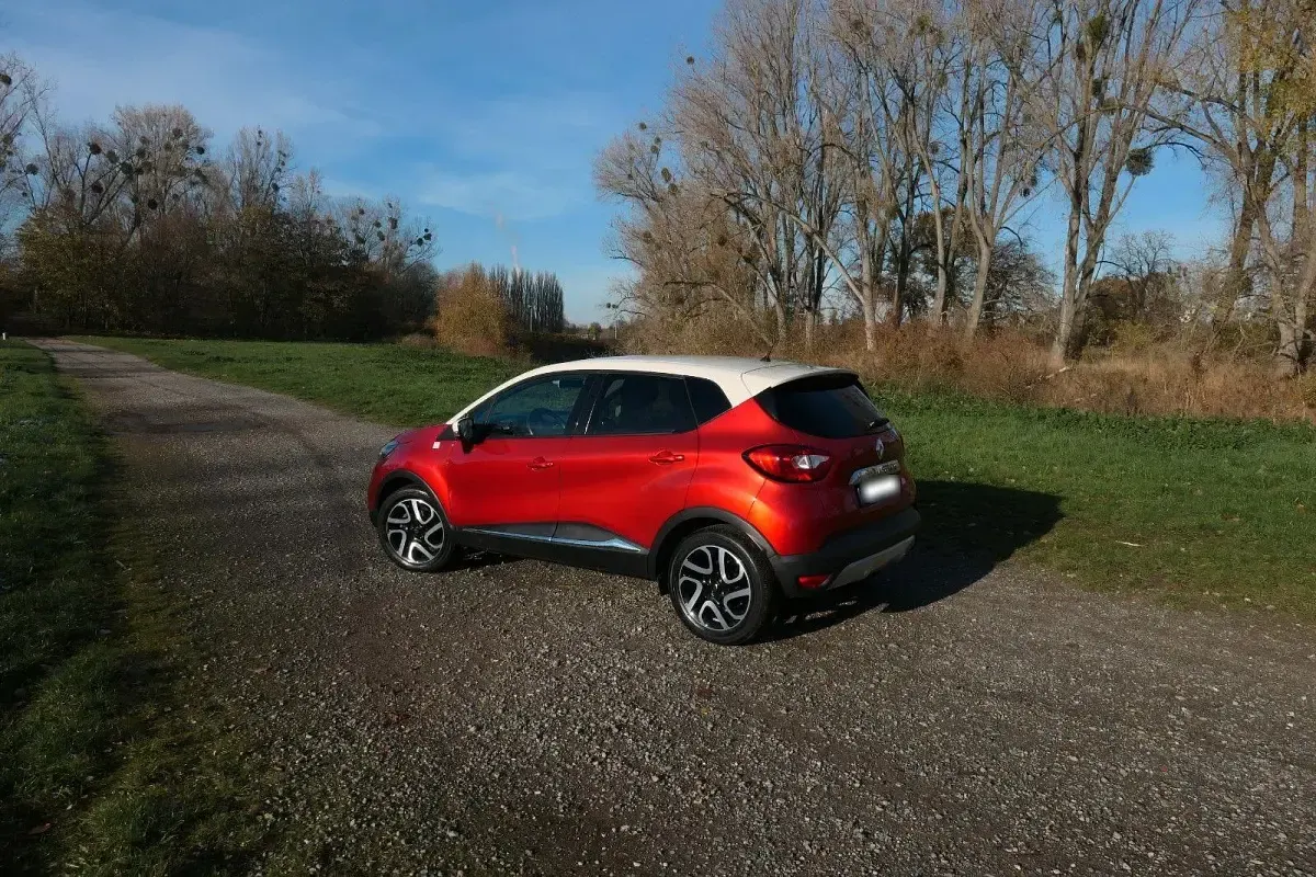 Gebraucht Renault Captur 120 PS (88 kW) 2015 Rot SUV