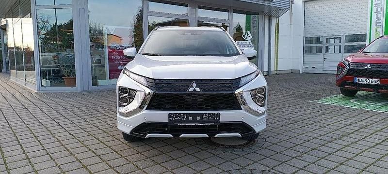 Gebraucht Mitsubishi Eclipse Cross Select 188 PS (138 kW) 2024 Weiß SUV